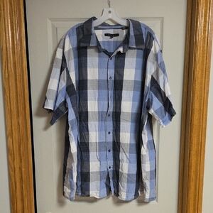 Casual Blue and White Plaid Button-Down Shirt